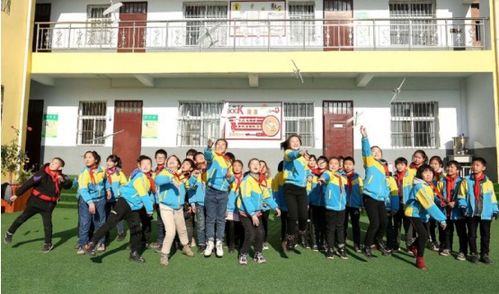 依托科技扶助，開發(fā)卓越課程 汝陽示范教研活動引領青少年科技素養(yǎng)提升